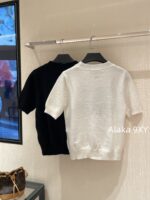 LOUIS VUITTON Haute SensationMust Buy White Rich Beauty   2024 autumn and winter new high proportion cashmere mohair long hair blended letter logo knitted short sleeved Tshirt sweater for women. - Image 24