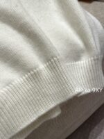 LOUIS VUITTON Haute SensationMust Buy White Rich Beauty   2024 autumn and winter new high proportion cashmere mohair long hair blended letter logo knitted short sleeved Tshirt sweater for women. - Image 27