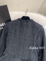 CHANEL haute couture workshop series   Autumn and winter new French medium length coat dress for women, with a large Aline swing and high waist, showing a slimming and highend feeling. Thick floral top with 100 imported silk lining - Image 4