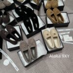 CHANEL“  The atmosphere of autumn and winter is full of relaxation. "24k new Teddy lamb fur imported cow suede logo fur loafers/single shoes with multiple colors available for warmth and comfort