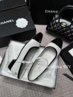 CHANEL  24A Autumn/Winter New Collection ShowDiamond Logo Color blocked Mary Jane Single Shoes for Women. - Image 23