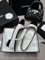 CHANEL  24A Autumn/Winter New Collection ShowDiamond Logo Color blocked Mary Jane Single Shoes for Women. - Image 25