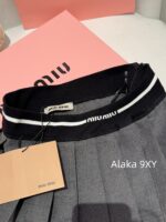 MIUMIU autumn and winter versatile matching2024SS new college style gray elastic letter logo pleated skirt for women/short skirt for women - Image 7