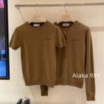 miumiu  New color scheme for autumn and winter 24Classic letter logo, retro age reducing college style outfit, 100 cashmere fabric knitted cardigan, short sleeved Tshirt