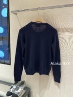 MIUMIU Super Lusi Same Style  College style diamond grid pattern 2024 autumn and winter new wool round neck pullover knitted sweater jacket for women.