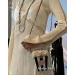 CHANEL's new model is extremely difficult to buy, same as Jennie's  24 Collector Series Heavy duty Pearl Box Resin Chain  Package/Banquet Package. Gift box packaging - Image 9