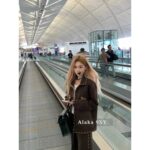 LOUIS VUITTON  Classic Clover Alphabet Logo Gold Thread Embroidered Pocket2024 Autumn/Winter New Melad Color Collar Shirt Pocket Coat for Women - Image 4