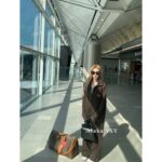 LOUIS VUITTON  Classic Clover Alphabet Logo Gold Thread Embroidered Pocket2024 Autumn/Winter New Melad Color Collar Shirt Pocket Coat for Women - Image 9