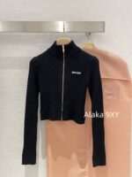MIUMIU's "Visual Quick Weight Loss of Ten Pounds" Paper Man 24ss Early Autumn New Collection  Wool Jacquard Logo Zipper Wool Knitted Long Sleeve - Image 20