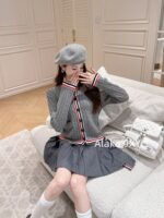 THOM BROWNE girl  Must earn24ss simple color matching Fried Dough Twists crocheted wool knitted cardigan coat for women. Available in two colors, super cute