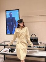 BURBERRY "On the streets of Paris ” Bu  24 Early Autumn New Collection Wide Belt Medium Length Windbreaker Coat for Women   A model that even small people can handle - Image 9