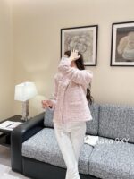 BALMAIN High end Edition 24 Early Autumn New Collection Cherry Blossom Powder  French Paris highend B  socialite style gold buckle round neck cardigan top slim fit temperament jacket for women - Image 3