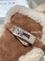 Hermes  A musthave for autumn and winter2024 new imported Australian 100 lamb wool Kelly button suede slippers for women. Italian genuine leather outsole - Image 21