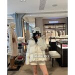 Moncler Mouth 2024 Autumn/Winter New Collection  parana Hooded bread down jacket made of 90 white goose down fabric according to national standards. Warm and comfortable - Image 8
