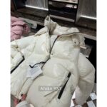 Moncler Mouth 2024 Autumn/Winter New Collection  parana Hooded bread down jacket made of 90 white goose down fabric according to national standards. Warm and comfortable - Image 9