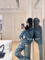 CHANEL's self retained funds. 2024k Autumn/Winter New Collection   Pocket jacquard embroidered logo high waist slimming straight leg wide leg jeans   Show off weight and leg length - Image 9