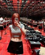 Alexanderwang's new gray series exudes a sense of luxury   Letter logo threedimensional sticker embroidery gradient blending knitting slim fit short Tshirt sweet and spicy, slimming effect