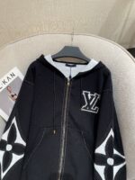 LOUIS VUITTON High Quality  2024ss Early Autumn New Collection Classic Letter Printed Logo Hoodie Design Zipper Jacket Hoodie. - Image 5