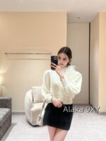 Laurustinus White Moonlight Wealthy Girl Dress Up   2024 SS Early Autumn New Collection Handmade Custom Heavy Industry Feather Milk White Sweater/Knitted Cardigan for Women - Image 15