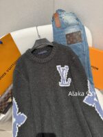 LOUIS VUITTON  2024 Autumn/Winter New Collection _ Classic Jacquard Letter Logo High Grade Grey Series 100 Sheepskin Fabric Hooded Sweater. Same gender design - Image 3