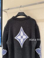 LOUIS VUITTON  2024 Autumn/Winter New Collection _ Classic Jacquard Letter Logo High Grade Grey Series 100 Sheepskin Fabric Hooded Sweater. Same gender design - Image 20