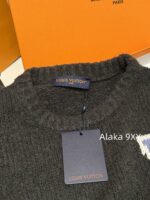 LOUIS VUITTON  2024 Autumn/Winter New Collection _ Classic Jacquard Letter Logo High Grade Grey Series 100 Sheepskin Fabric Hooded Sweater. Same gender design - Image 21