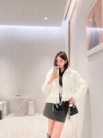 DIOR D  2024 Autumn/Winter New Collection/Hooded Diamond Grid Embroidered Little Bee Logo Short White Cotton Jacket for Women. - Image 8