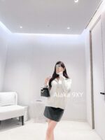 Bottega Veneta BV  2024 Autumn/Winter New Series Heavy Industry Imported Wool Material Stacked Wear Fake Two piece Design Metal Buckle Collar Knitted Cardigan Coat for Women. - Image 9