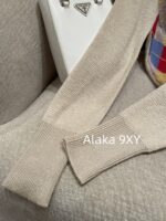 Prada  24FW Early Autumn New CollectionColorful diamond grid pattern color blocked lapel inverted triangle  Badge Logo College Style Cashmere Knitted Sweater for Women - Image 18