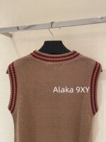 Prada  Early autumn college style outfitMelad color scheme color blocked jacquard letter logo round neck cashmere/wool blend pullover sweater  vest long sleeved vest - Image 37