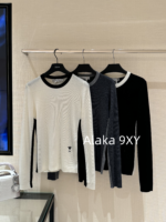 Dior D  2024SS early autumn new collection  black and white color blocked round neck wool embroidery base sweater. Visual slimming of ten pounds instantly transforms into a paper figure