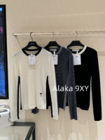 Dior D  2024SS early autumn new collection  black and white color blocked round neck wool embroidery base sweater. Visual slimming of ten pounds instantly transforms into a paper figure - Image 7