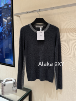 Dior D  2024SS early autumn new collection  black and white color blocked round neck wool embroidery base sweater. Visual slimming of ten pounds instantly transforms into a paper figure - Image 12