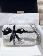Chanel  24B Early Autumn New Style  Bow Bead Letter Logo Chain  miniCF ComingInvincible Heavy Industries' limited edition that is extremely difficult to buy - Image 6