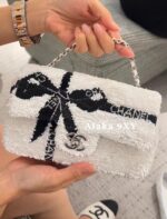 Chanel  24B Early Autumn New Style  Bow Bead Letter Logo Chain  miniCF ComingInvincible Heavy Industries' limited edition that is extremely difficult to buy - Image 7