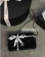 Chanel  24B Early Autumn New Style  Bow Bead Letter Logo Chain  miniCF ComingInvincible Heavy Industries' limited edition that is extremely difficult to buy - Image 12