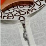 Hermes  24ss Autumn/Winter New CollectionGreat Value  Double sided pig nose jacquard logo lapel hooded zipper cashmere knitted jacket for women.