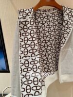 Hermes  24ss Autumn/Winter New CollectionGreat Value  Double sided pig nose jacquard logo lapel hooded zipper cashmere knitted jacket for women. - Image 9