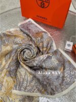 Hermes H  24 new models in small quantities  Collection level "Tropical Rainforest Treasure" series/18mm doublesided silk with multiple usescan be used as a strapless mask - Image 13