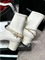 Chanel  2024a Autumn/Winter New Collection  Pearl Chain Water Diamond Pendant Design for Women with Thick Heels and Short Boots. Gift box packaging - Image 3