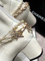 Chanel  2024a Autumn/Winter New Collection  Pearl Chain Water Diamond Pendant Design for Women with Thick Heels and Short Boots. Gift box packaging - Image 11