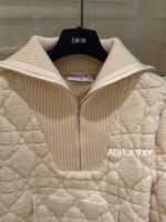 DIOR 24 Autumn/Winter New Collection Australian Plush Towel Ring Wool  Head jacquard zipper design, lapel design, diamond grid knitted sweater for women - Image 4