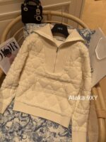 DIOR 24 Autumn/Winter New Collection Australian Plush Towel Ring Wool  Head jacquard zipper design, lapel design, diamond grid knitted sweater for women - Image 9
