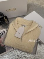 DIOR 24 Autumn/Winter New Collection Australian Plush Towel Ring Wool  Head jacquard zipper design, lapel design, diamond grid knitted sweater for women - Image 17
