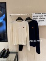 CELINE's self reserved twocolor24 autumn/winter new collection universal super comfortablecashmere pullover base sweater for women. Soft and smooth, skin friendly without pricking - Image 5