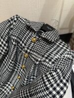 CELINE e2024 Autumn and Winter New CollectionGirl's Sensation Thousand Bird Grid Doll Collar Wool Hemp Metal Buckle Medium length Coat for Women. - Image 11