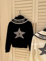 DIOR gift box packaging  D  2024 Autumn/Winter New Collection _ Heavy Industry Collar Five pointed Star Jacquard Logo Hooded Woolen SweaterWhite Rich Beauty Elegant Style - Image 6