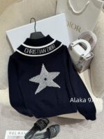 DIOR gift box packaging  D  2024 Autumn/Winter New Collection _ Heavy Industry Collar Five pointed Star Jacquard Logo Hooded Woolen SweaterWhite Rich Beauty Elegant Style - Image 18