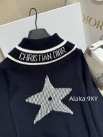 DIOR gift box packaging  D  2024 Autumn/Winter New Collection _ Heavy Industry Collar Five pointed Star Jacquard Logo Hooded Woolen SweaterWhite Rich Beauty Elegant Style - Image 19