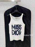 DIOR  2024 Early Autumn New Collection  Classic Adhesive Letter Logo Knitted Bottom Letter Vest for Women. Available in two colors - Image 14
